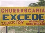 Imagem de uma placa que contm erro ortogrfico. A imagem pode ser utilizada para exemplificar o gnero placa, bem como para discutir o letramento e o uso da norma padro da lngua portuguesa. <br/><br/> Palavras-chave: Placa. Norma padro. Ortografia. Letramento.